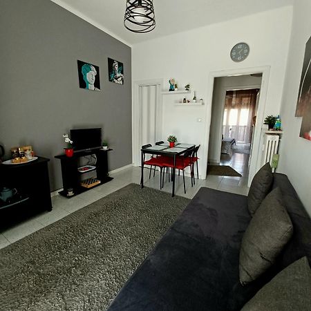 Intero Appartamento Luminoso E Accogliente ! Τορίνο Εξωτερικό φωτογραφία