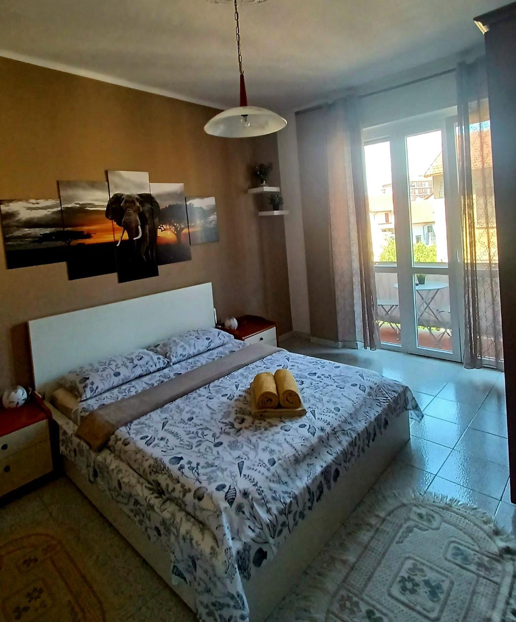 Intero Appartamento Luminoso E Accogliente ! Τορίνο Εξωτερικό φωτογραφία